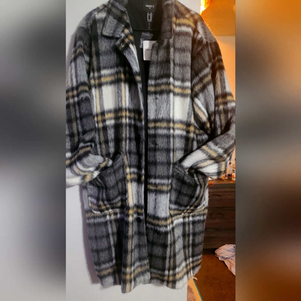 Men's Forever 21 trench coat size XXL brand new tag style on never worn